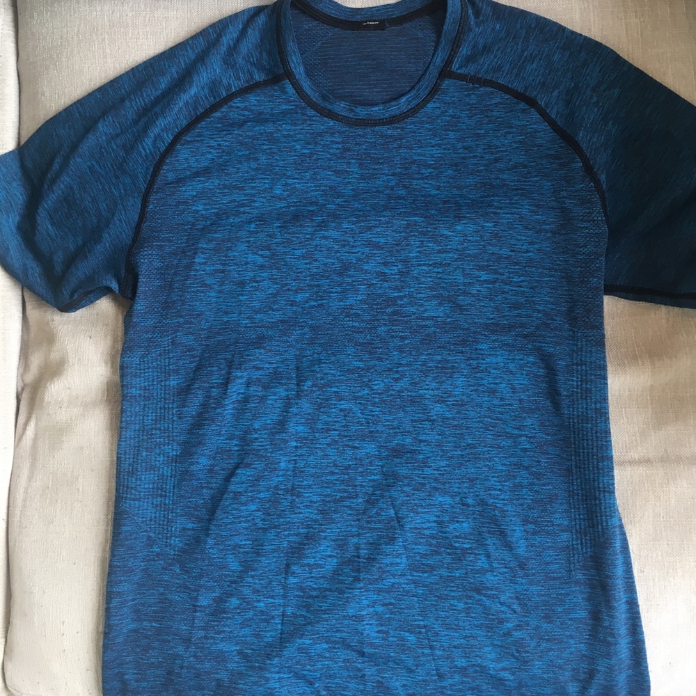 Men’s M Lululemon Metal Vent Tech Performance Tee